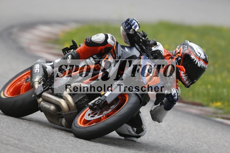 Archiv-2025/37 28.07.2025 Dunlop Ride und Test Day ADR/Einsteiger gruen/3